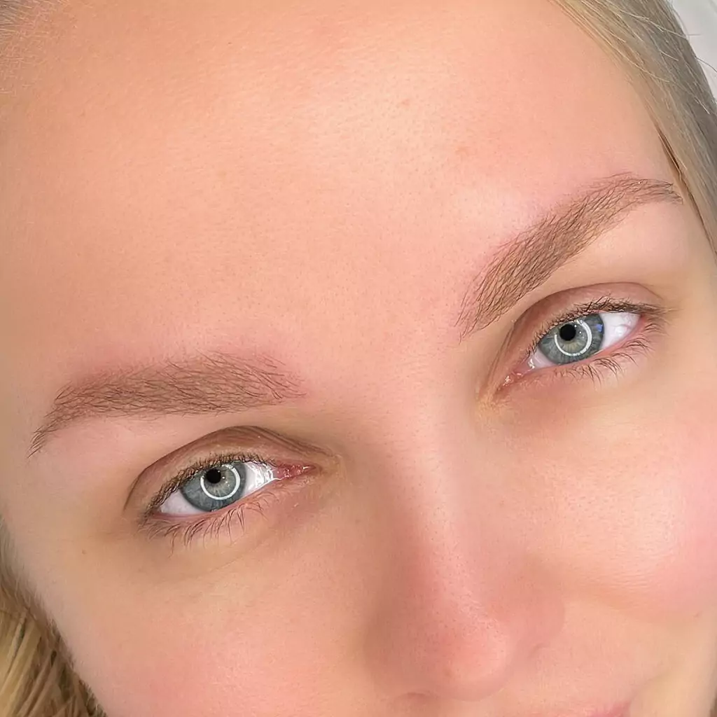 Brows Permanent Makeup